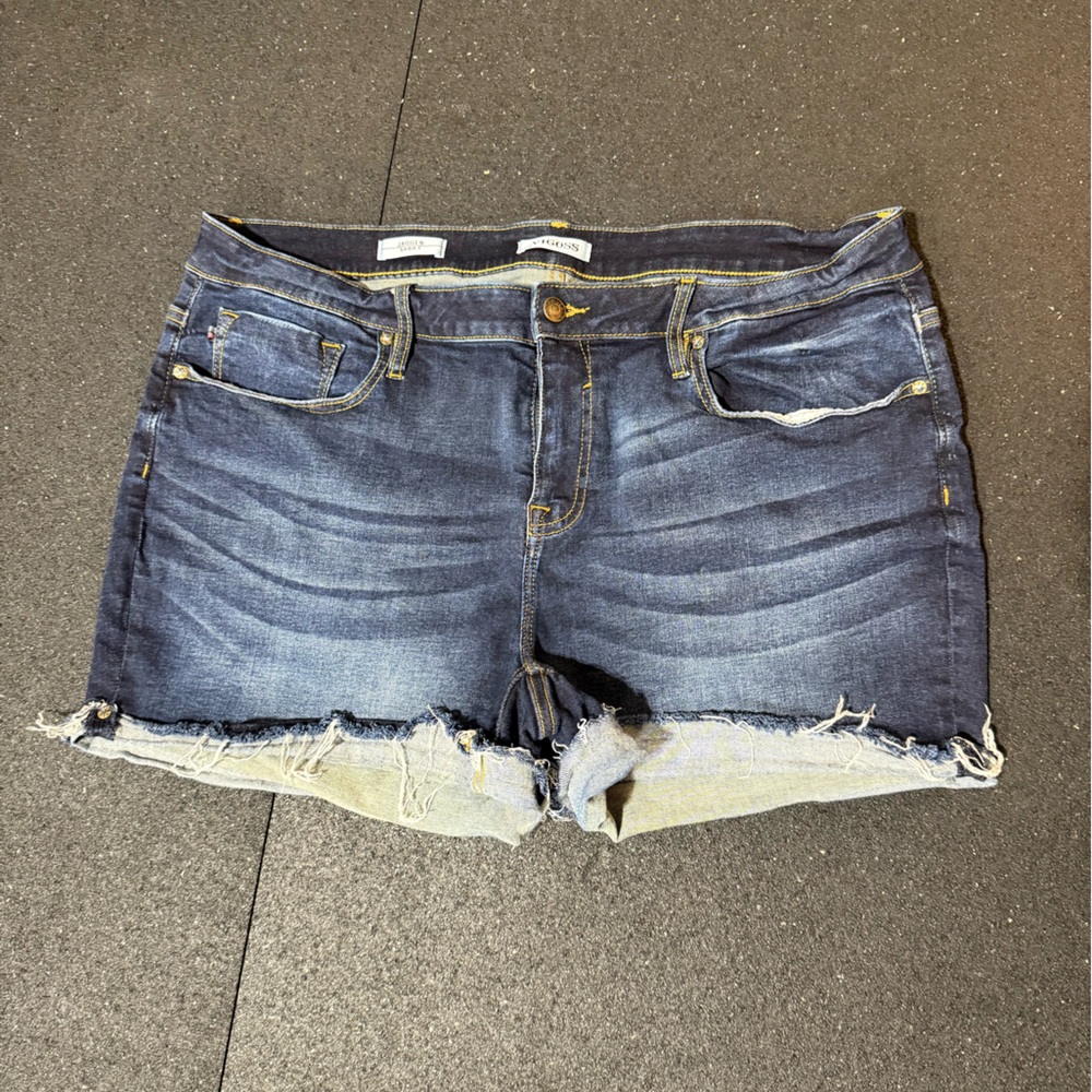 Vigoss Dark Blue Jean Shorts with Frayed Hem - EUC